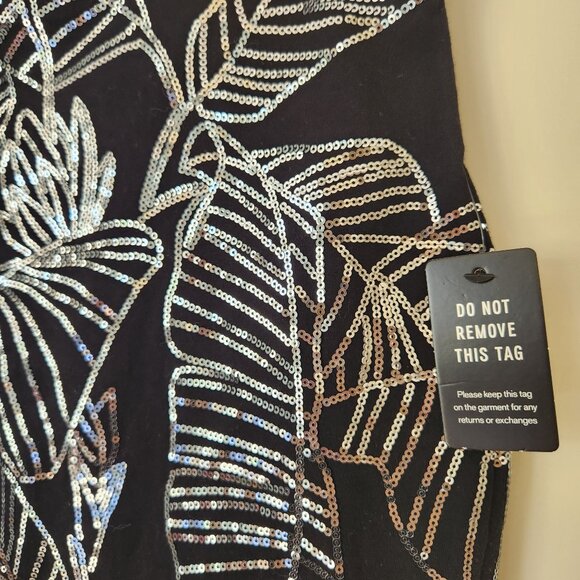 Express Black Mini Skirt Silver Sequin Leaf Holiday Party Sexy Glam Pretty - Picture 5 of 8